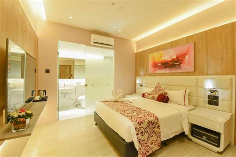 cubao quezon city hotels|More.